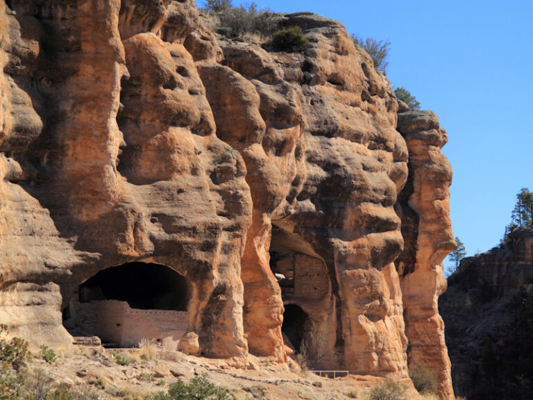 Outpost Images 235 768x576